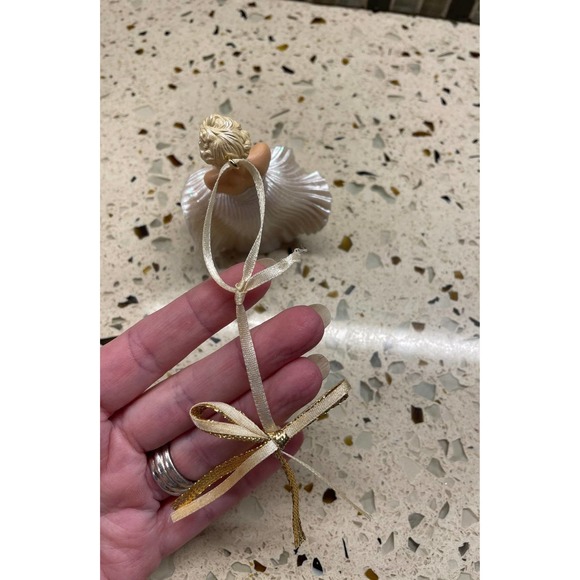 Marilyn monroe ornament - Picture 4 of 6